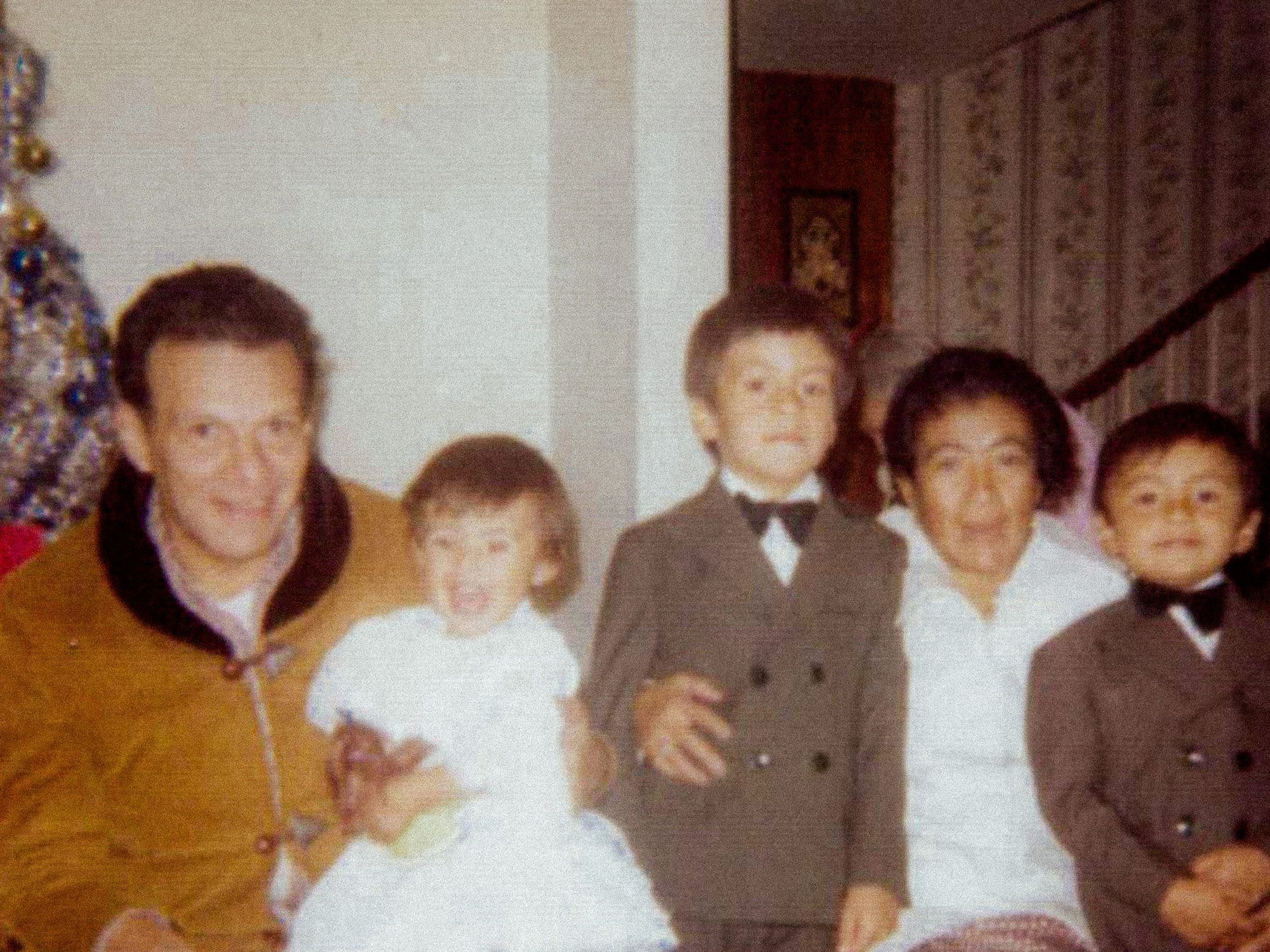 Samael Aun Weor and family